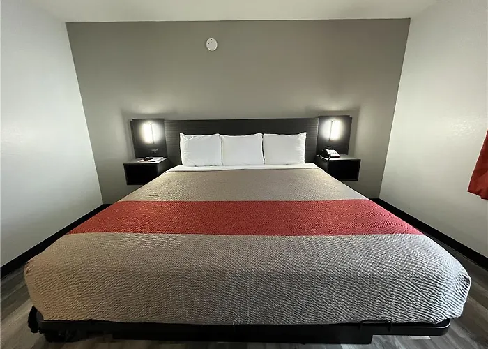 6-urbana, Il Hotel 4*